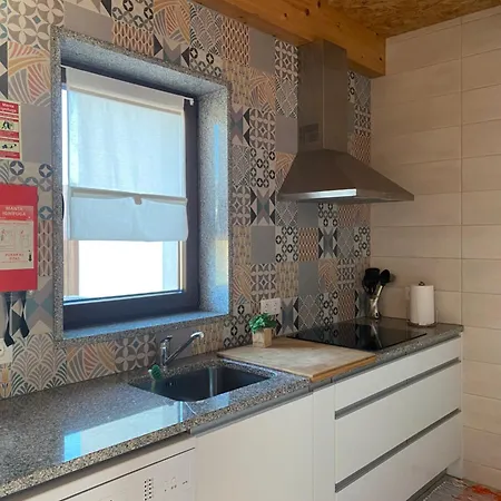 בית נופש Avo Moreira House *