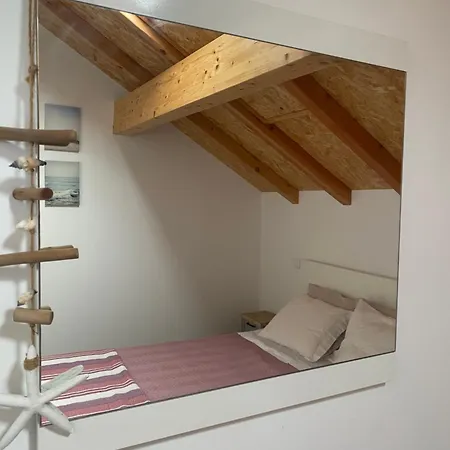 Avô Moreira House *